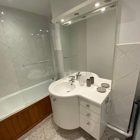 Duplex 8-10 P Avec Parking Appartement *
