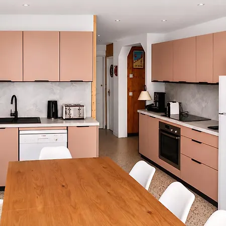 Duplex 8-10 P Avec Parking Appartement *